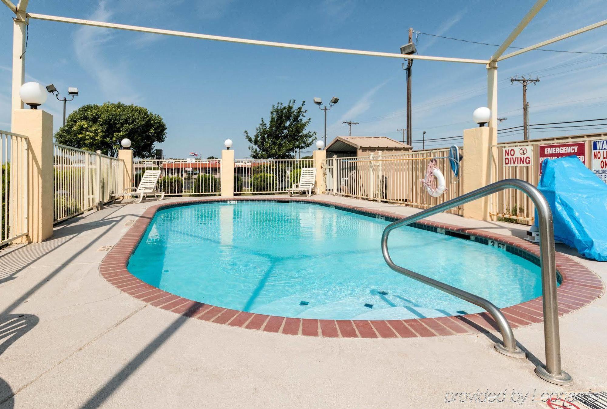 Lone Star Inn Lubbock Eksteriør billede